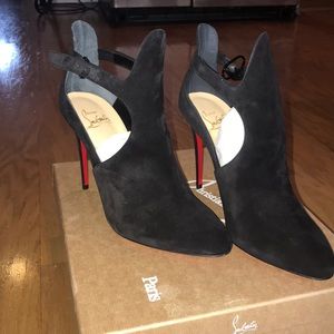 NIB Christian Louboutin Canadada 100 Bootie 37.5